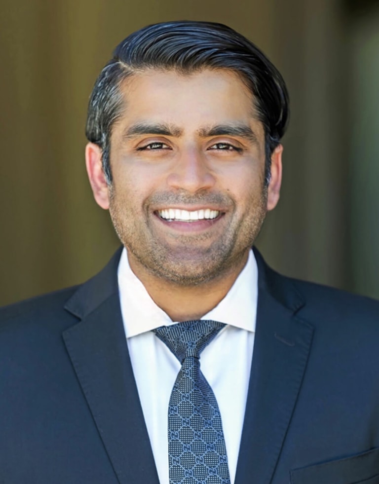 Dr.-Arshad-Khanani-MD-
